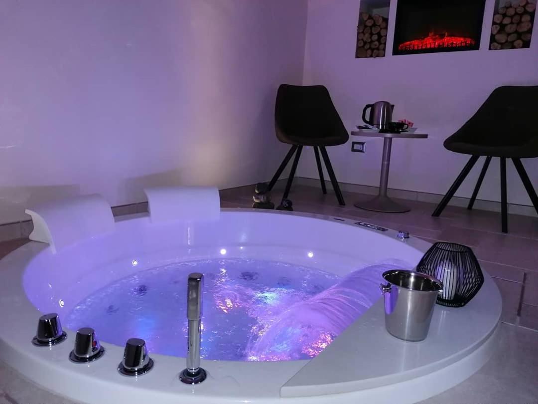Lux Suite Таранто Екстер'єр фото