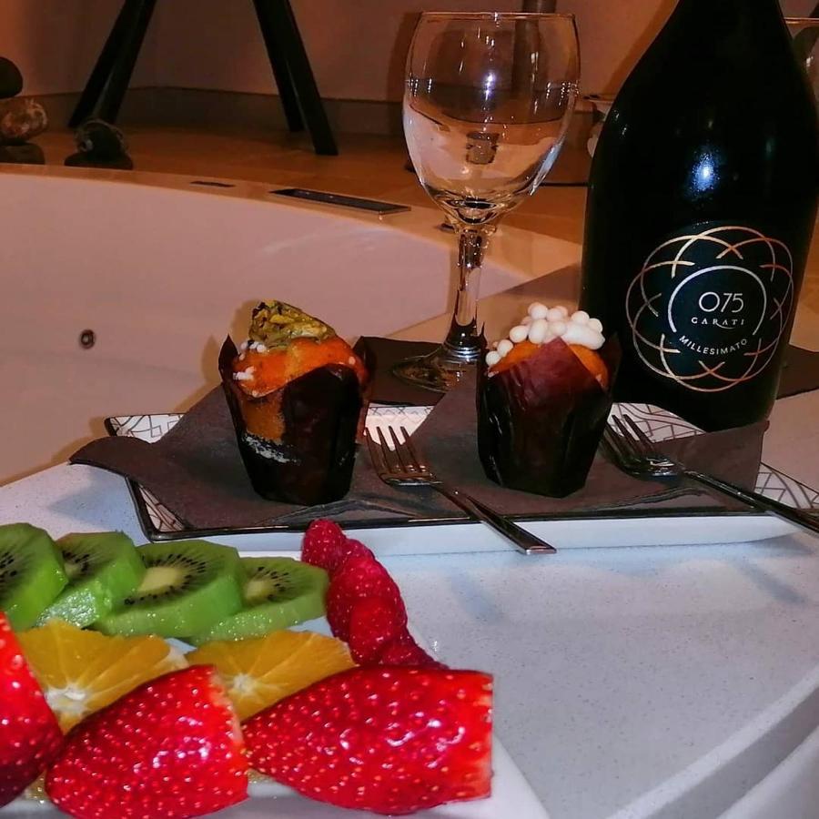 Lux Suite Таранто Екстер'єр фото