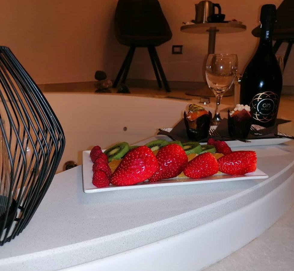 Lux Suite Таранто Екстер'єр фото