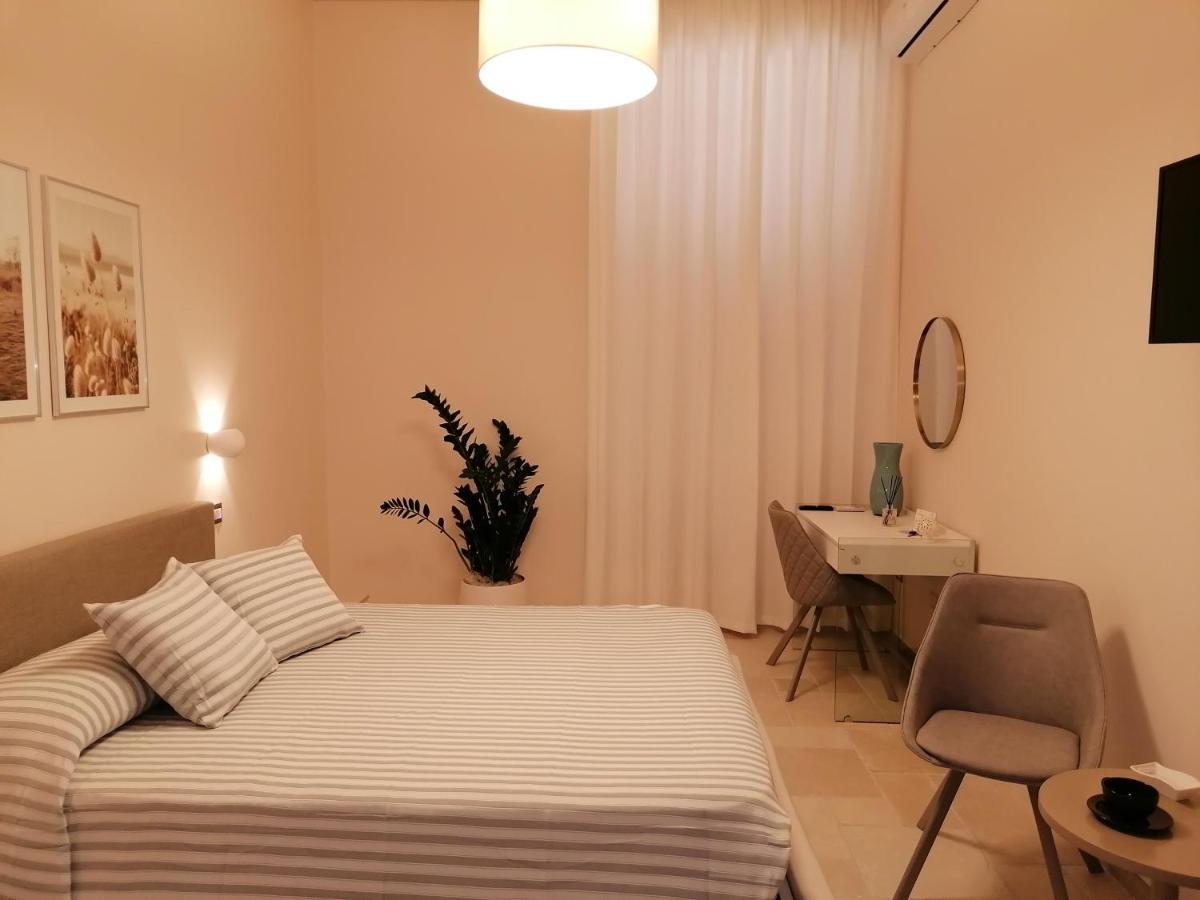 Lux Suite Таранто Екстер'єр фото