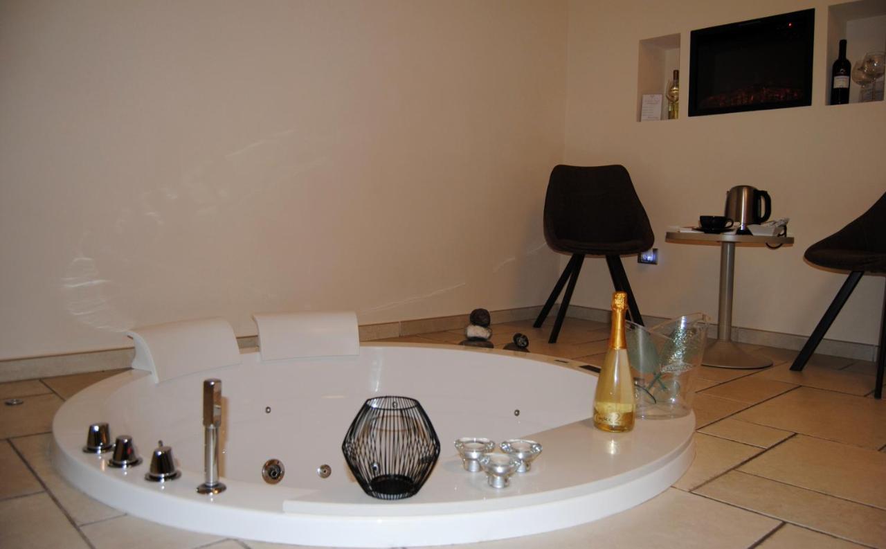 Lux Suite Таранто Екстер'єр фото