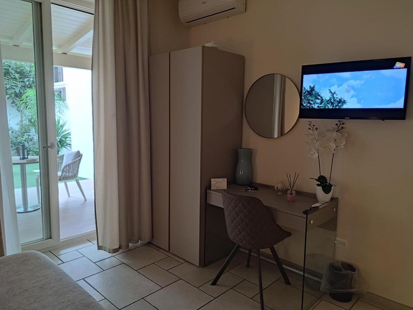 Lux Suite Таранто Екстер'єр фото